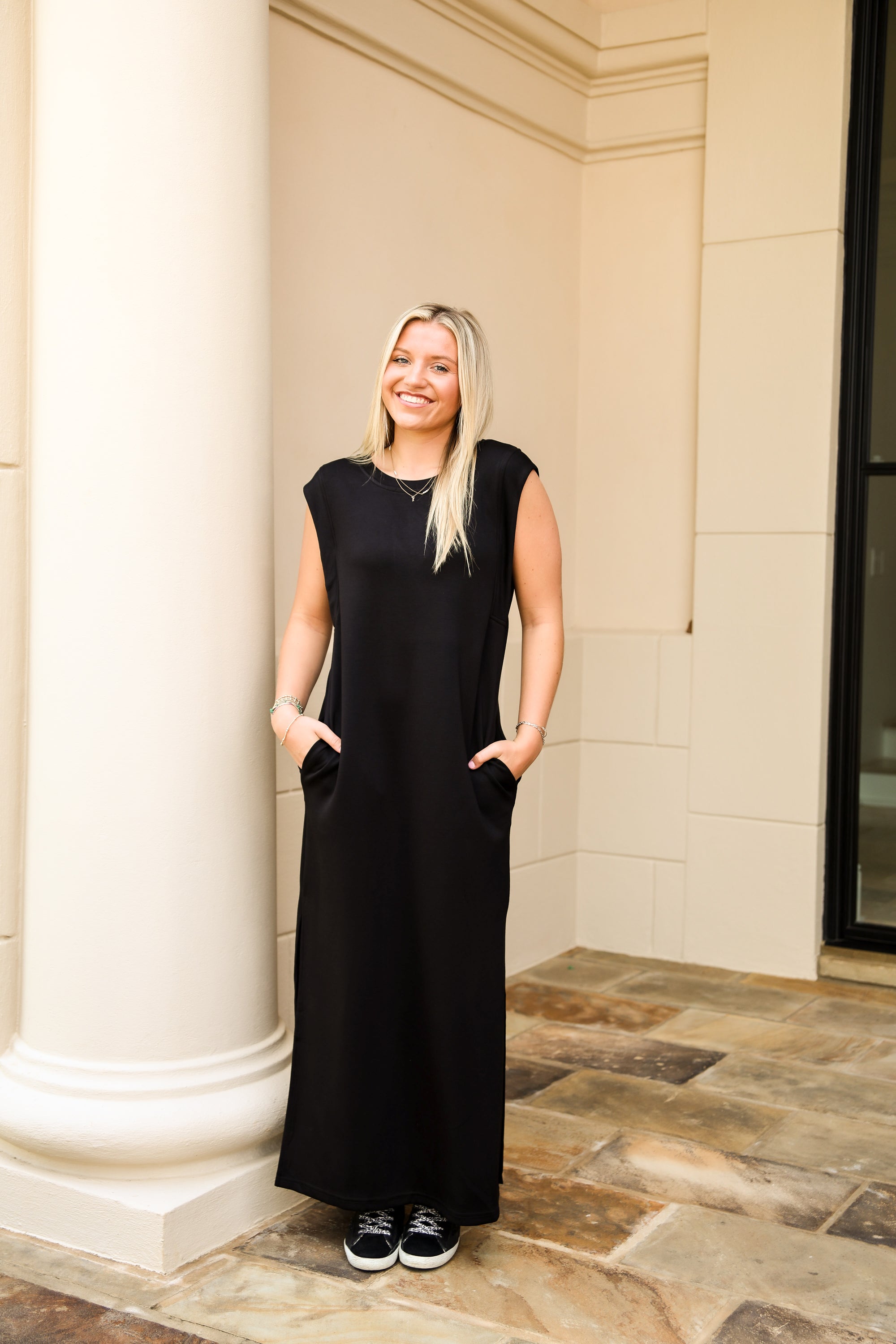 Essential Dress - Black